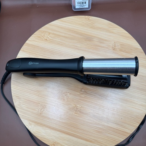 InStyler Wet to Dry Rotating Curling Iron Model 00679